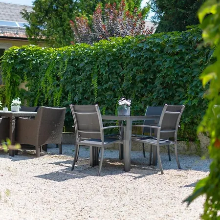 Velden24 - Create Your Own 2*