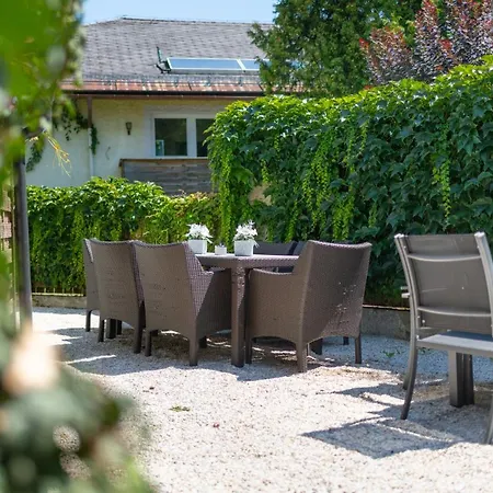 Velden24 - Create Your Own 2*