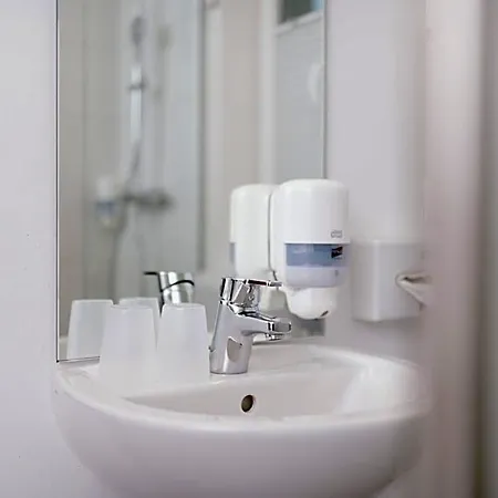 Velden24 - Create Your Own Motel 2*