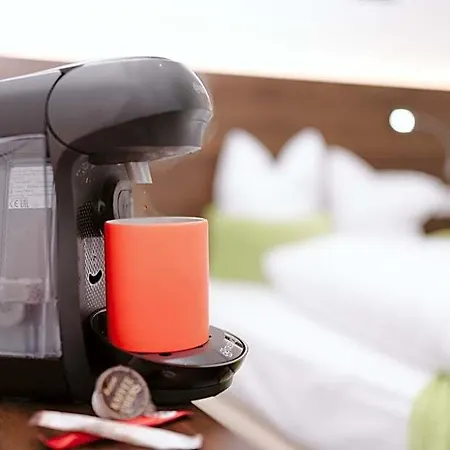 Velden24 - Create Your Own Motel 2*