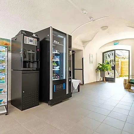 Velden24 - Create Your Own Motel Velden am Woerthersee