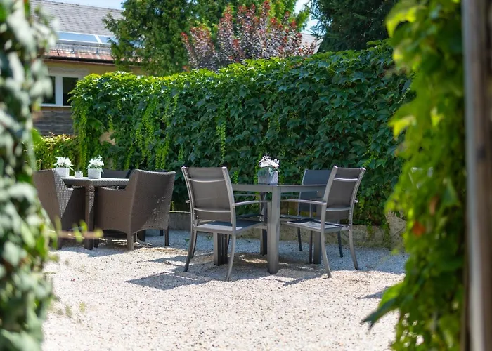 Velden24 - Create Your Own 2*