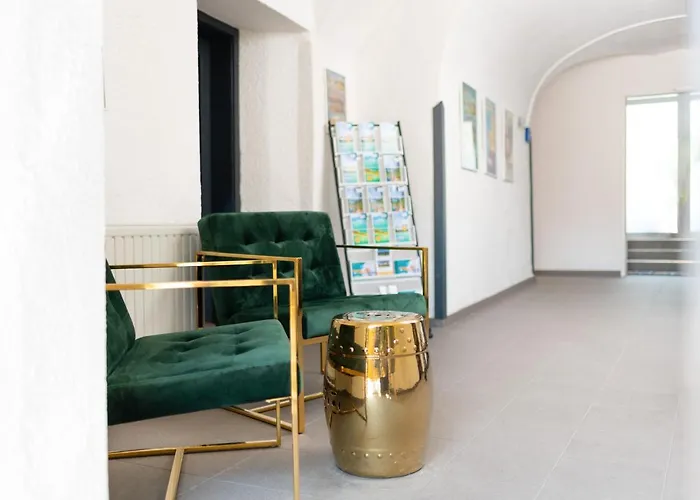 Velden24 - Create Your Own