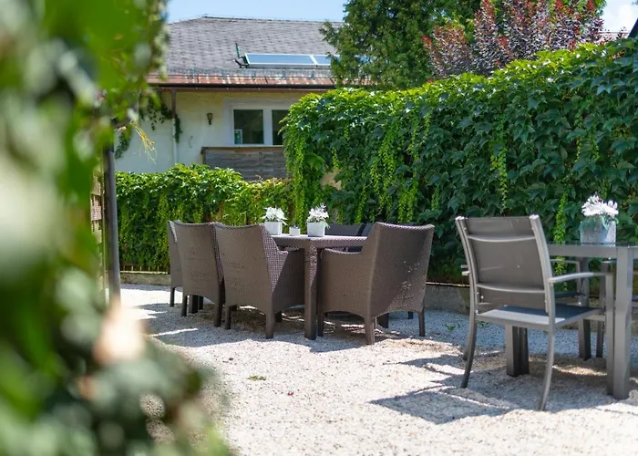 Velden24 - Create Your Own 2*