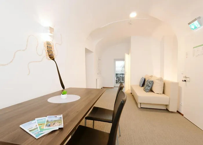 Velden24 - Create Your Own Motel Velden am Wörthersee