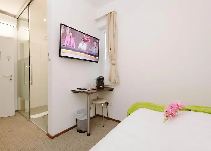 Motel Velden24 - Create Your Own 2*