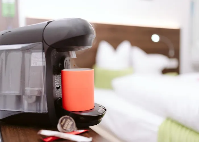 Velden24 - Create Your Own 2*