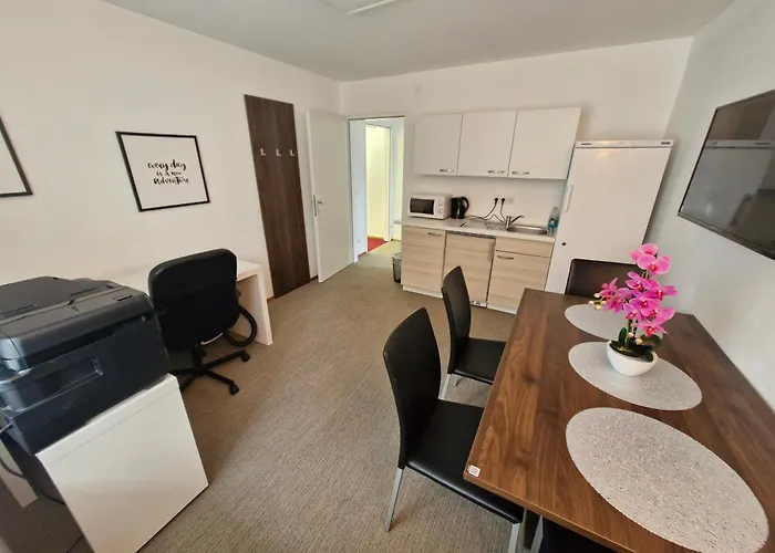 Velden24 - Create Your Own 2* Velden am Wörthersee